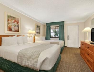 Baymont By Wyndham Motel 2*